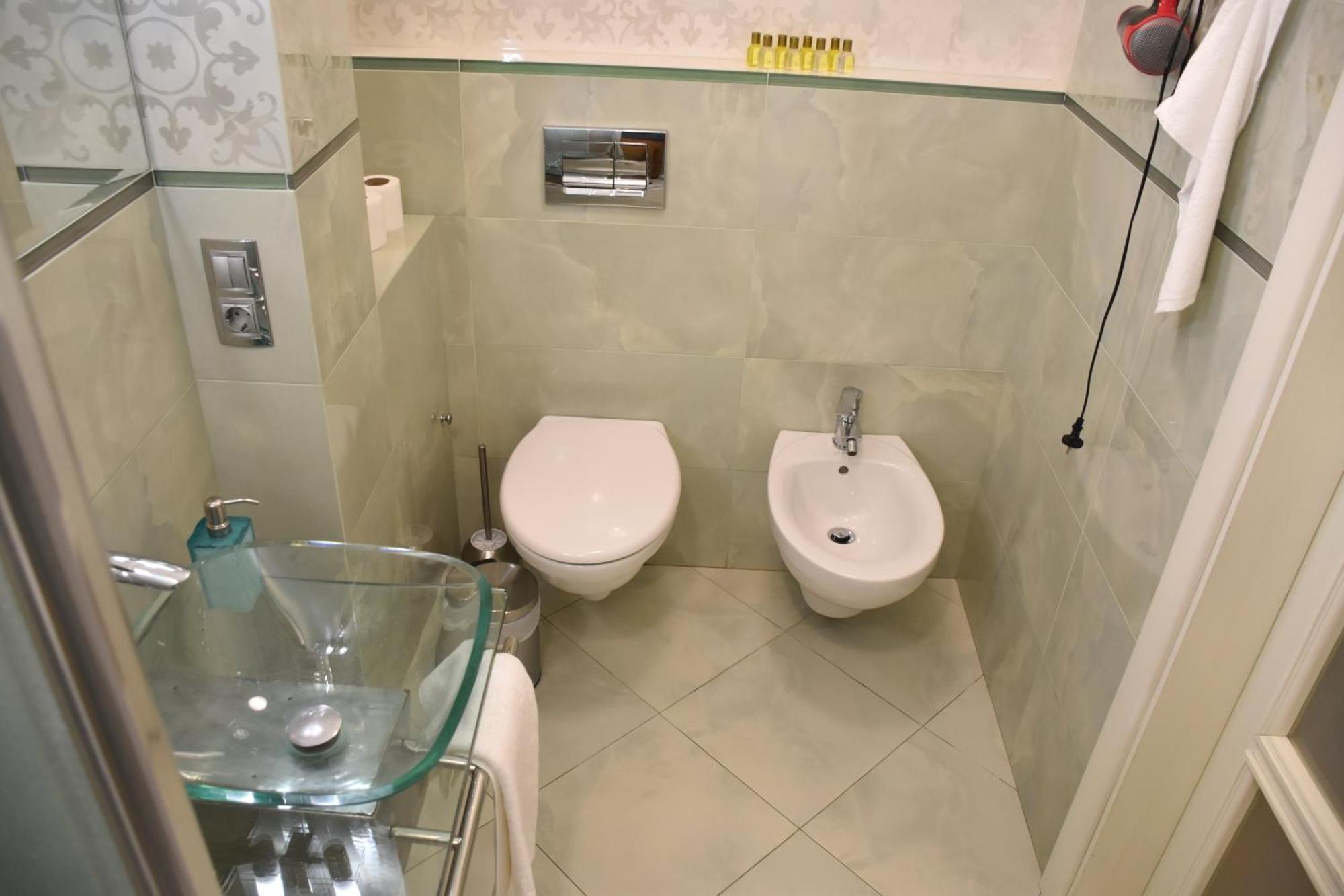 Renewed Central Apartment إلفيف المظهر الخارجي الصورة