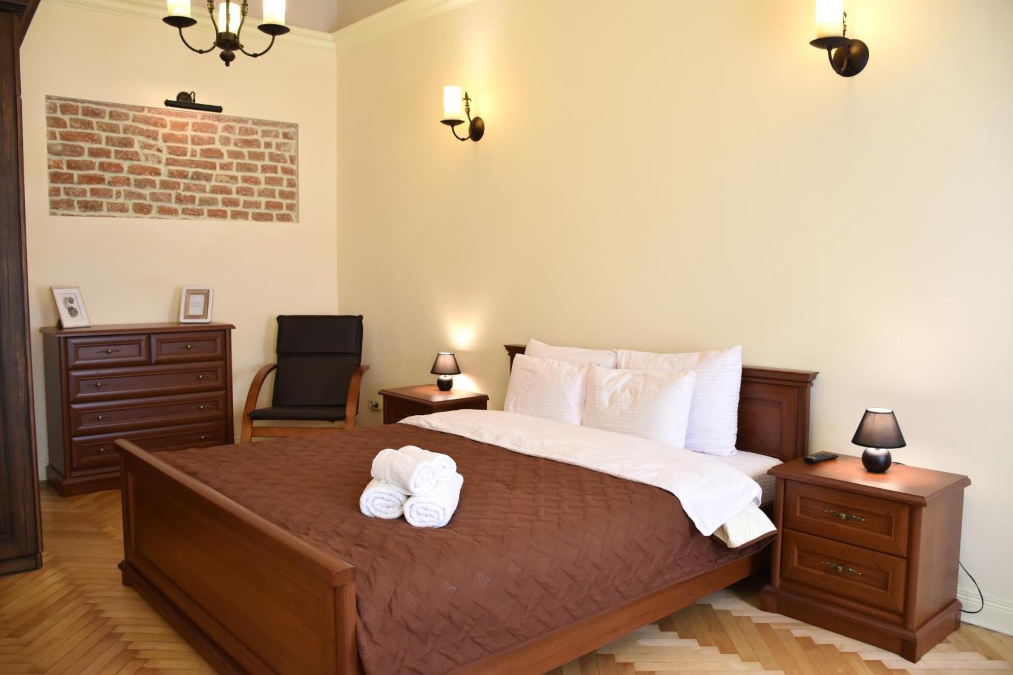 Renewed Central Apartment إلفيف المظهر الخارجي الصورة