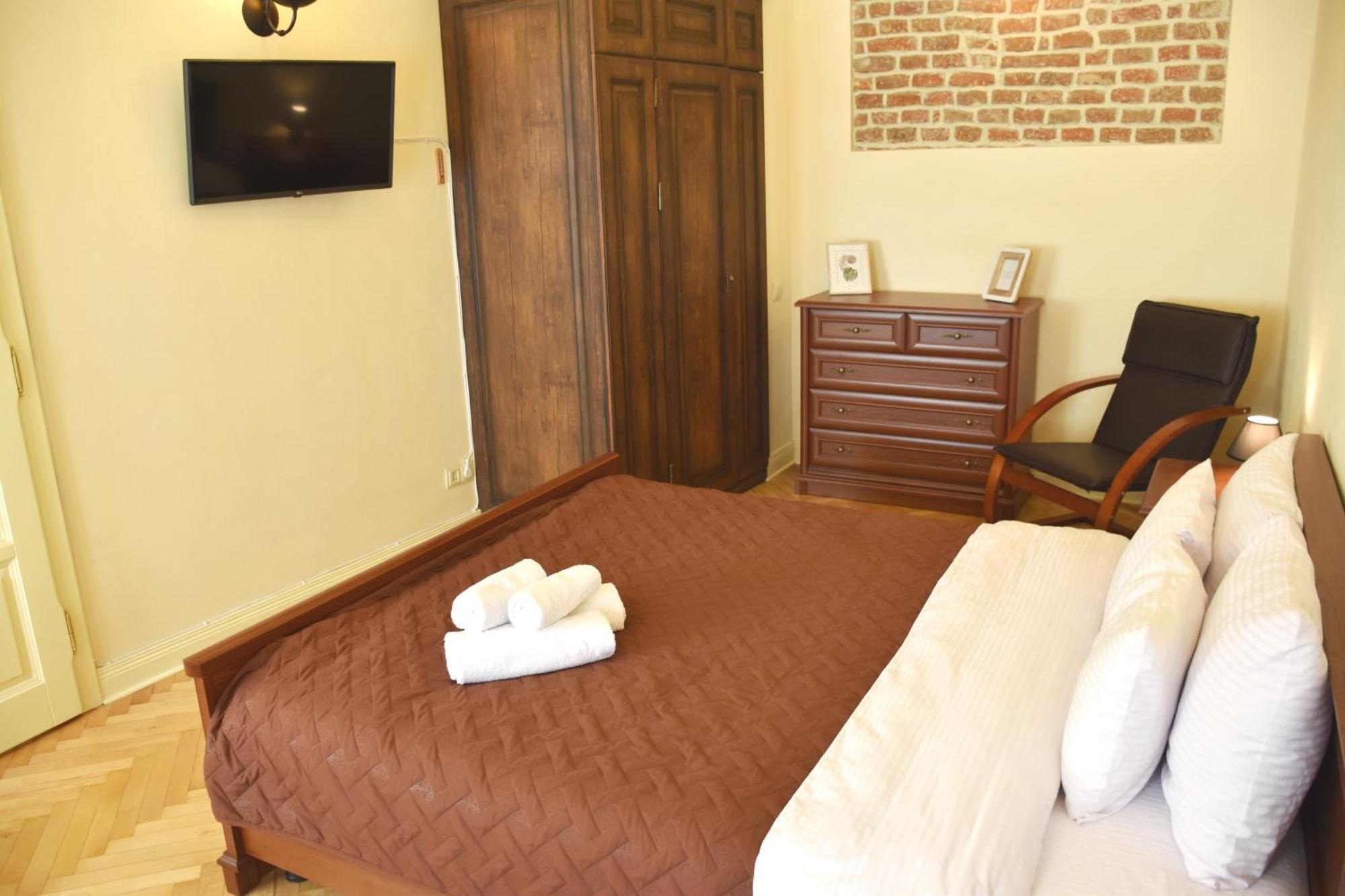 Renewed Central Apartment إلفيف المظهر الخارجي الصورة